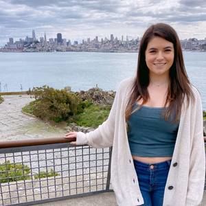 Meet your Posher, Gina